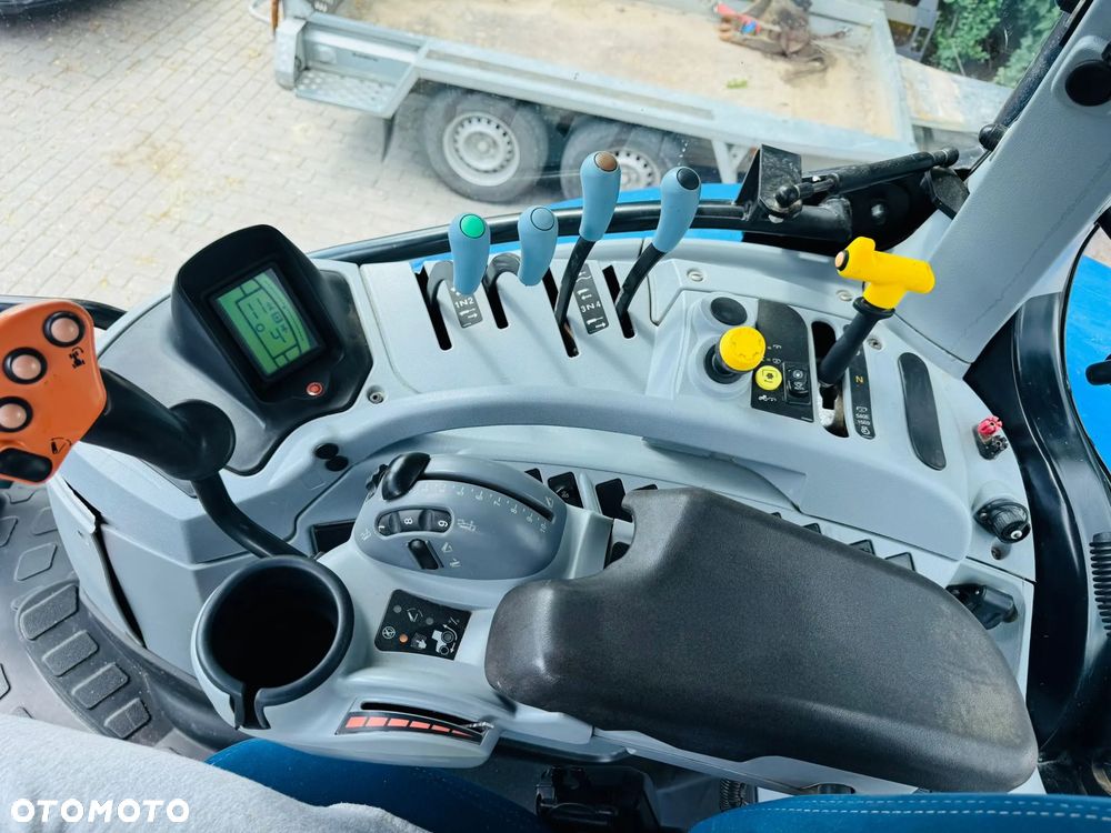 New Holland T7.230 - 17