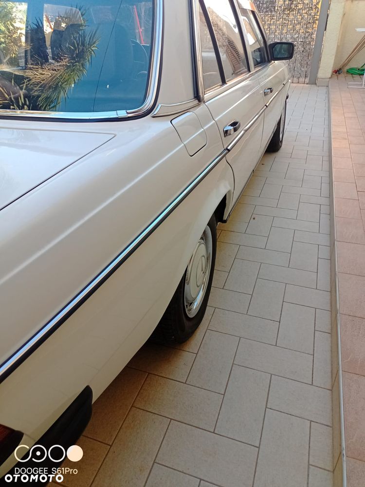 Mercedes-Benz W123 - 6