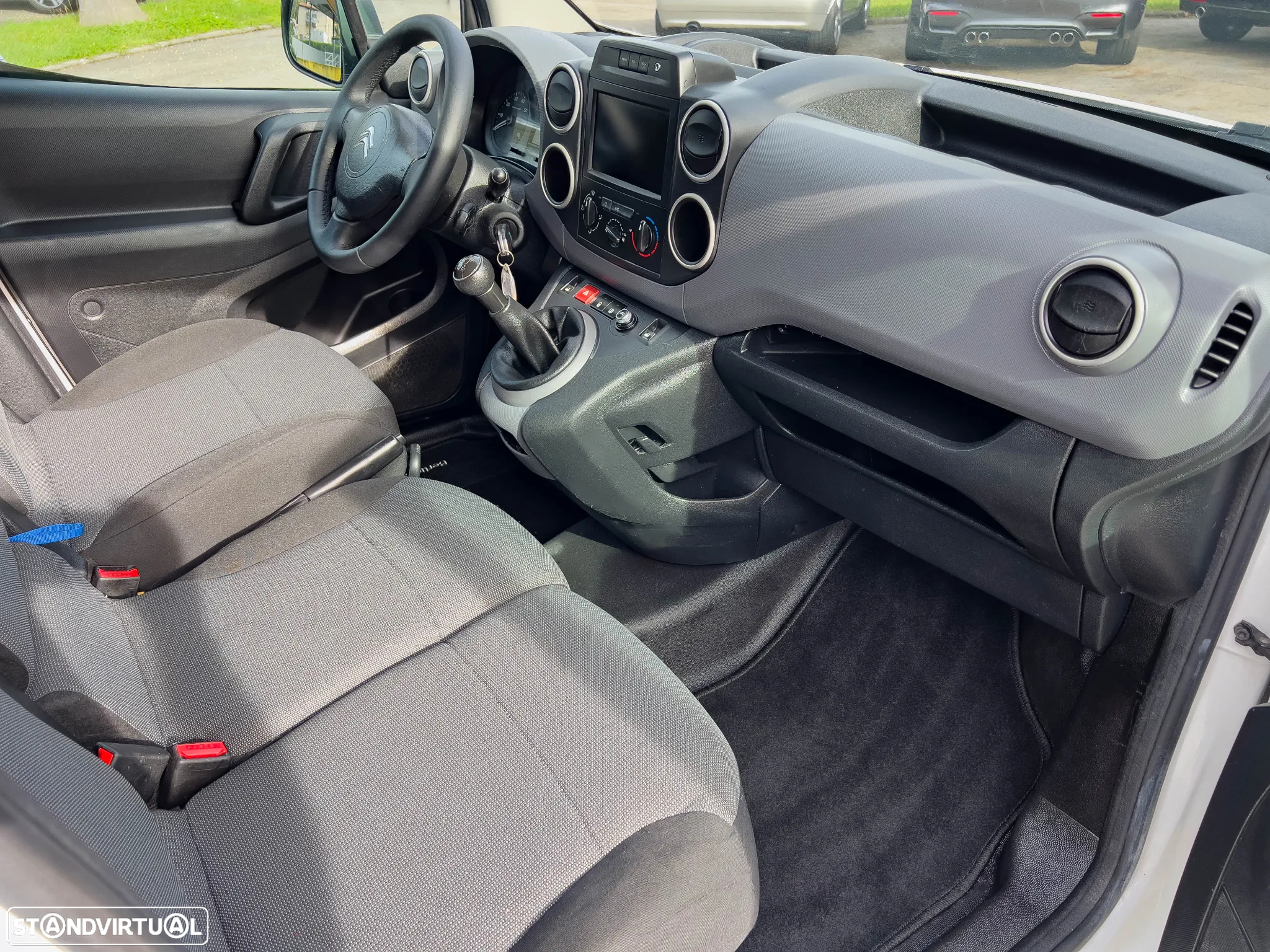 Citroën Berlingo 1.6 HDI IVA Dedutivel - 8