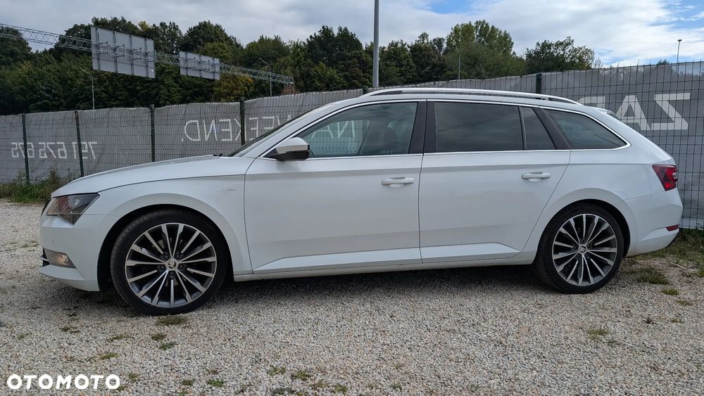 Skoda Superb 2.0 TDI 4x4 L&K DSG - 8
