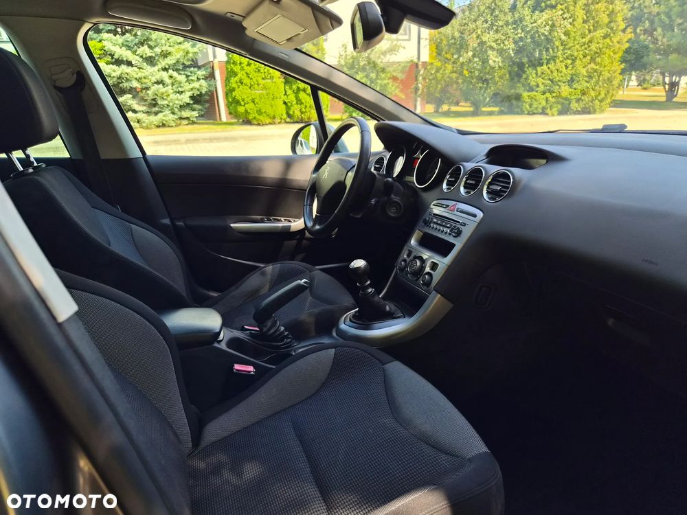 Peugeot 308 - 28