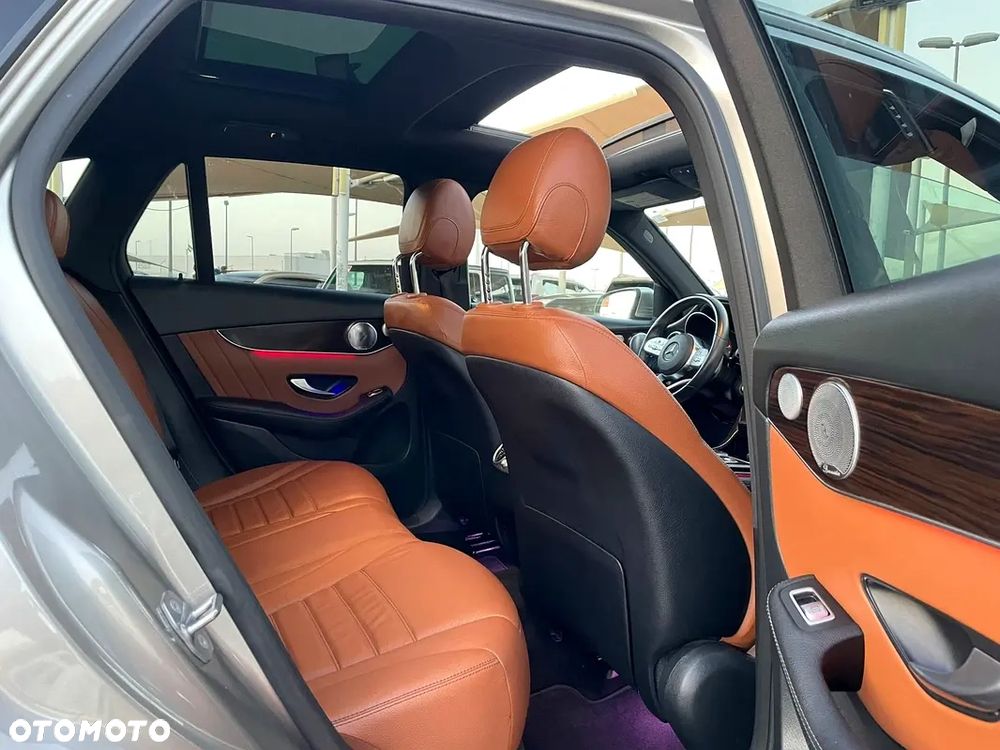 Mercedes-Benz GLC 300 4Matic 9G-TRONIC Exclusive - 14