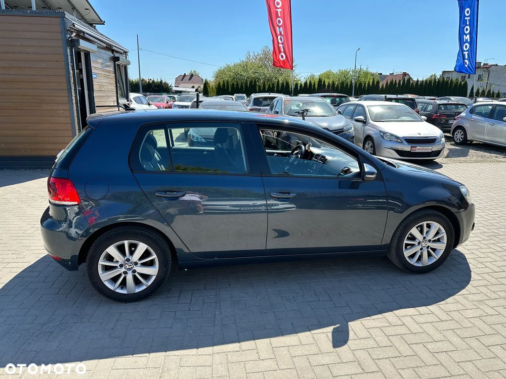 Volkswagen Golf - 34