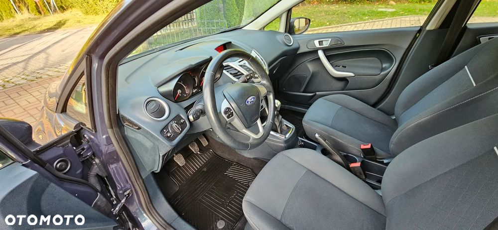 Ford Fiesta 1.25 Champions Edition - 6