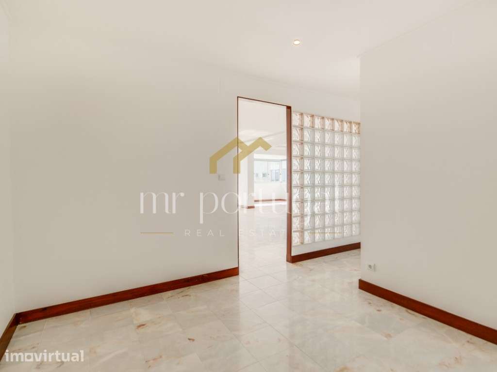 Apartamento T4 de Luxo para Arrendamento - Torres do Restelo, Lisboa - Grande imagem: 4/22