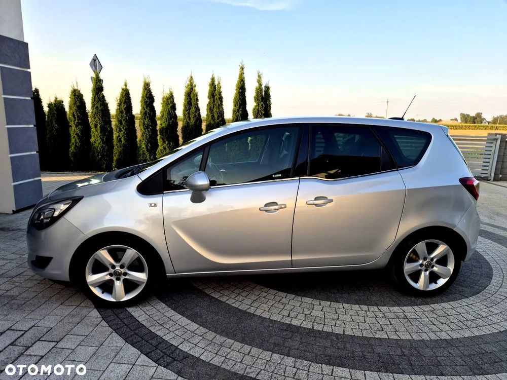 Opel Meriva - 11