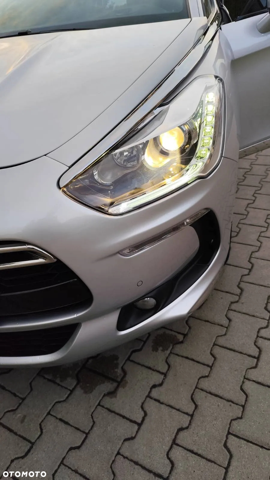 Citroën DS5 1.6 e-HDi Chic MCP - 3