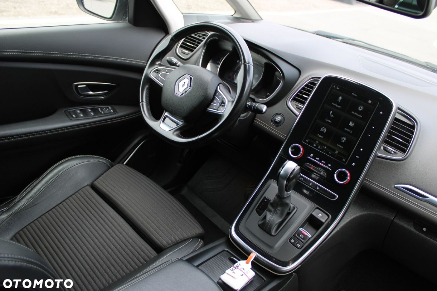Renault Scenic - 36