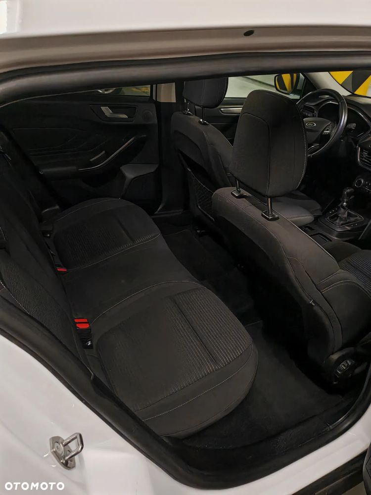 Ford Focus 1.5 TDCi Titanium - 24