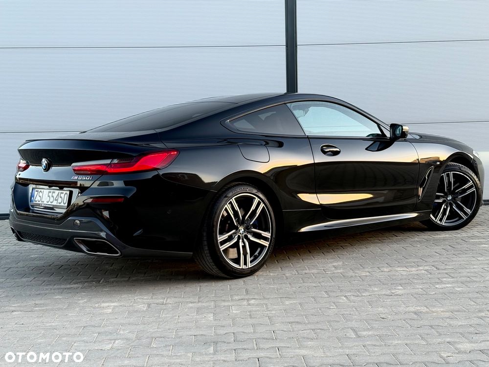 BMW Seria 8 - 18