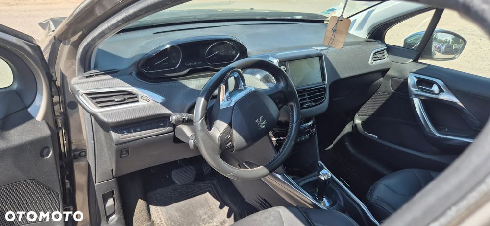 Peugeot 2008 - 20