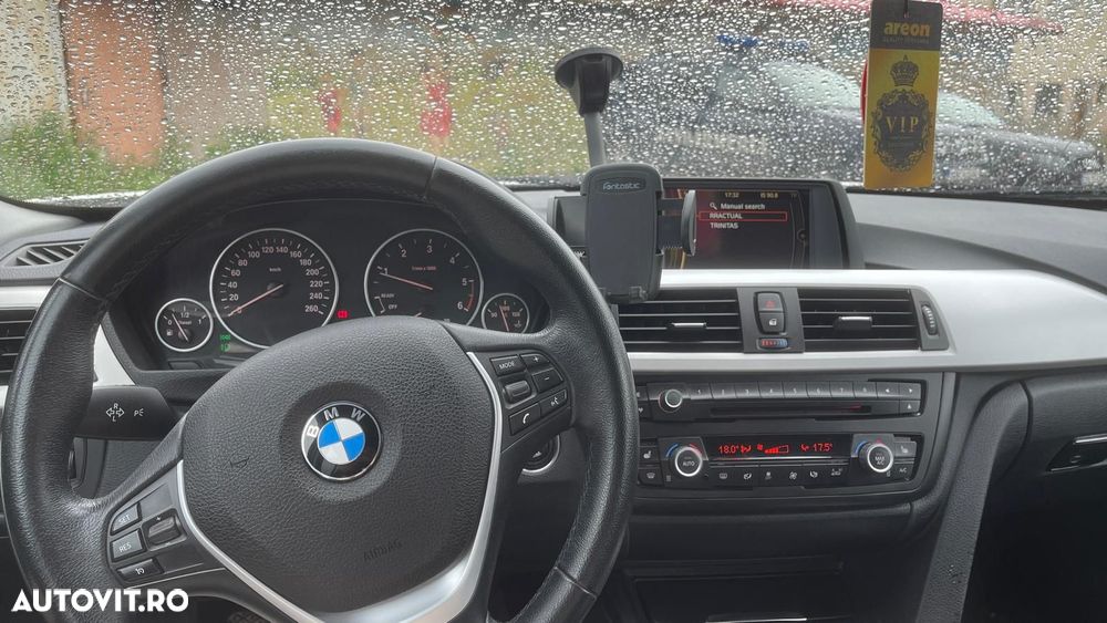 BMW Seria 3 316d - 13