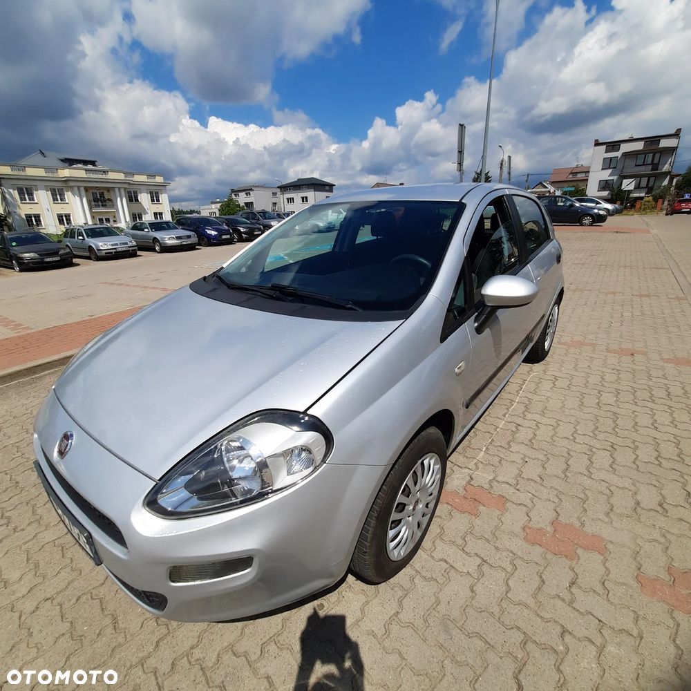 Fiat Grande Punto Actual 1.2 8V Estiva - 2