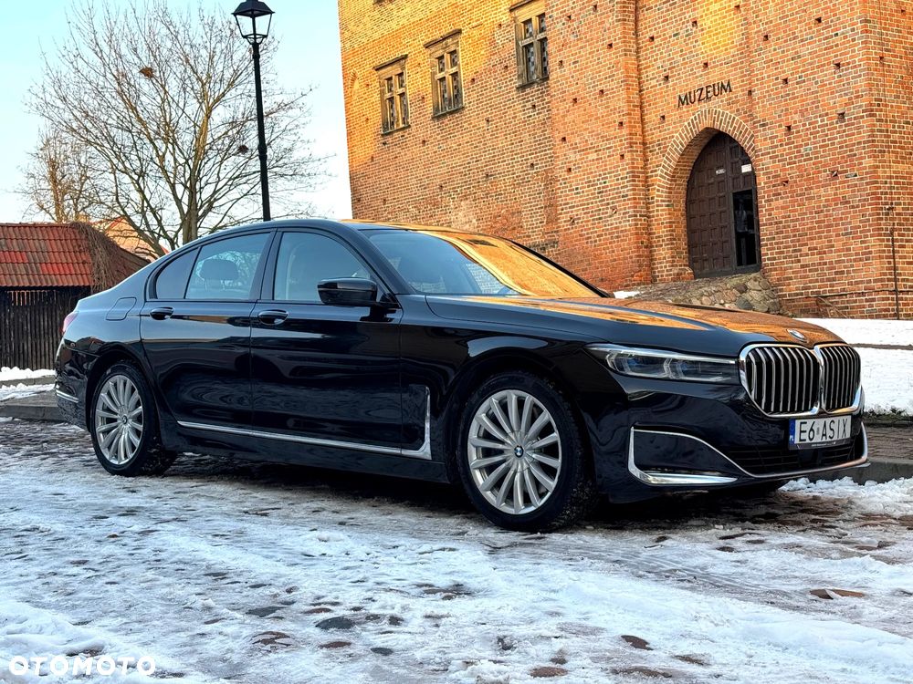BMW Seria 7 740d xDrive - 16