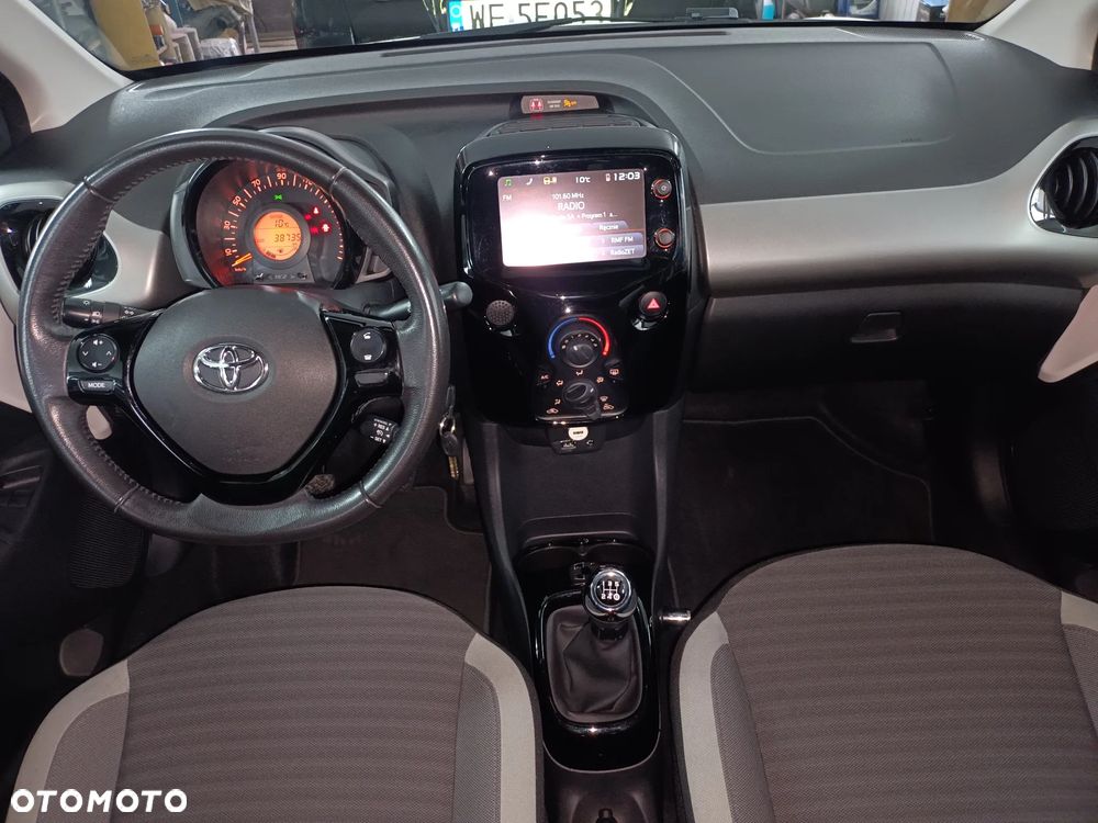 Toyota Aygo 1.0 VVT-i Color Edition - 13