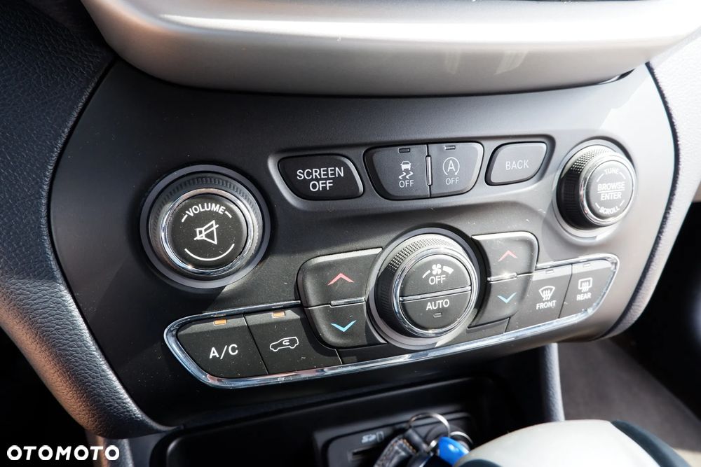 Jeep Cherokee 2.2 MJD Active Drive I Limited - 21