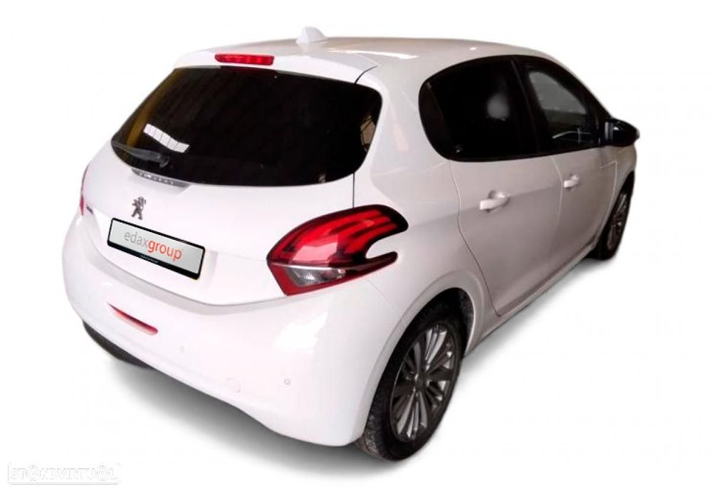 Peugeot 208 - 2