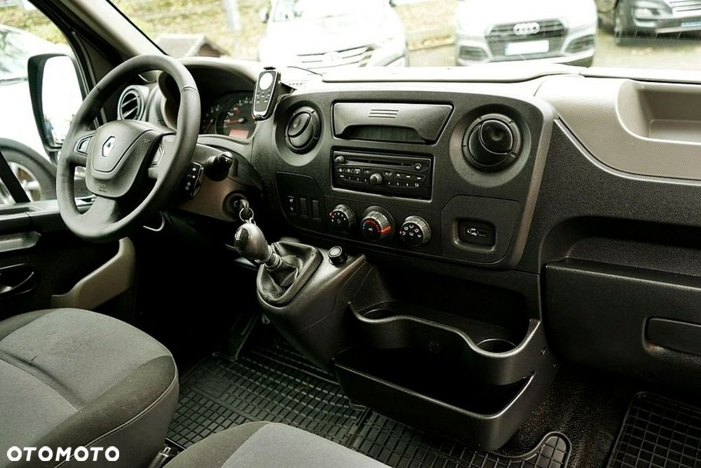 Renault Master - 24