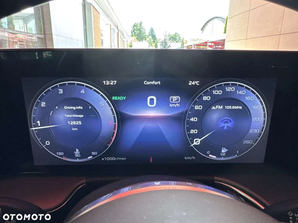 Hongqi H9 2.0T Deluxe - 14