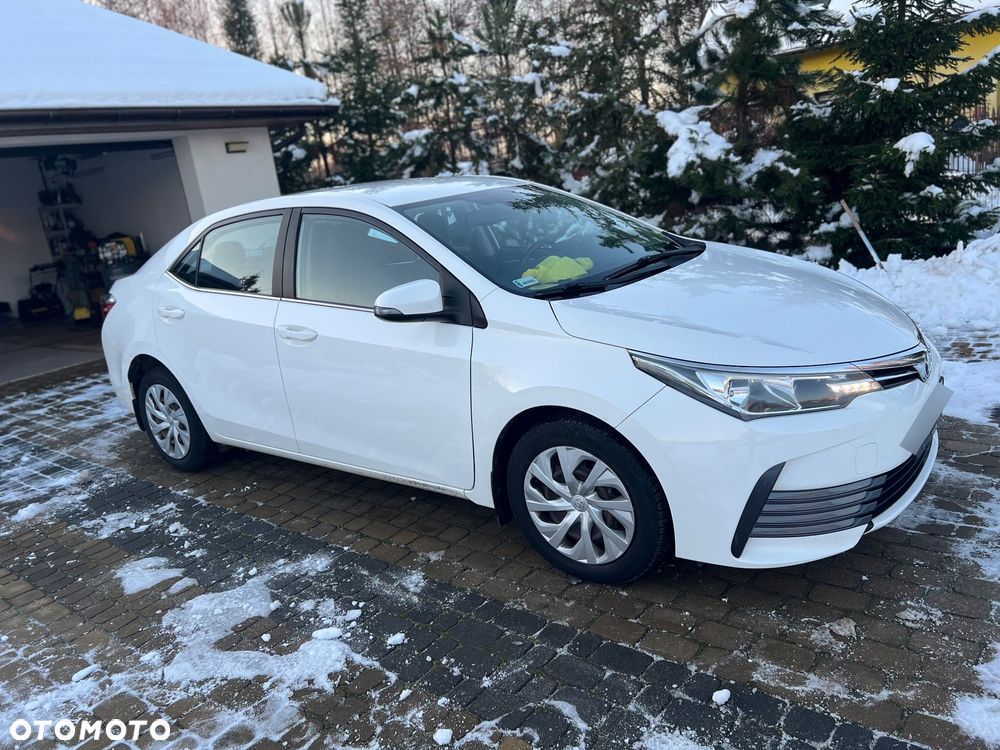 Toyota Corolla 1.4 D-4D Premium EU6 - 18