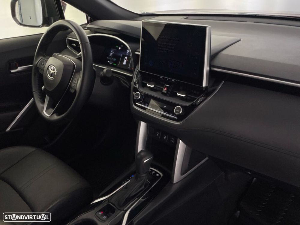 Toyota Corolla Cross 1.8 Hybrid Luxury - 22
