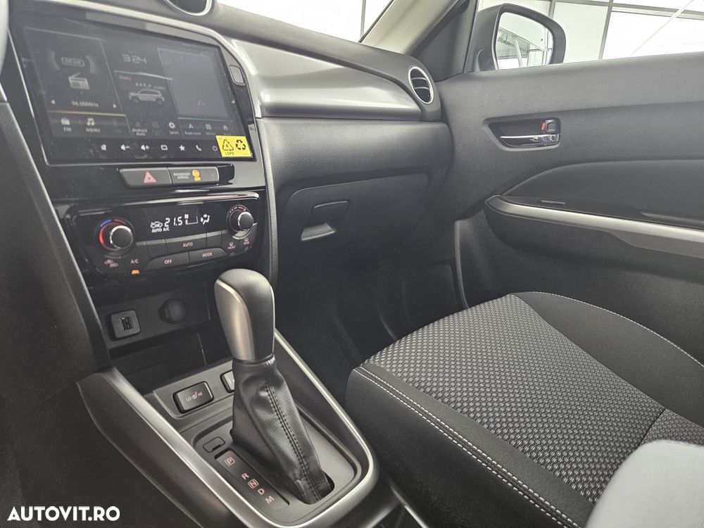 Suzuki Vitara 1.4 Boosterjet 6AT MHEV Passion - 20