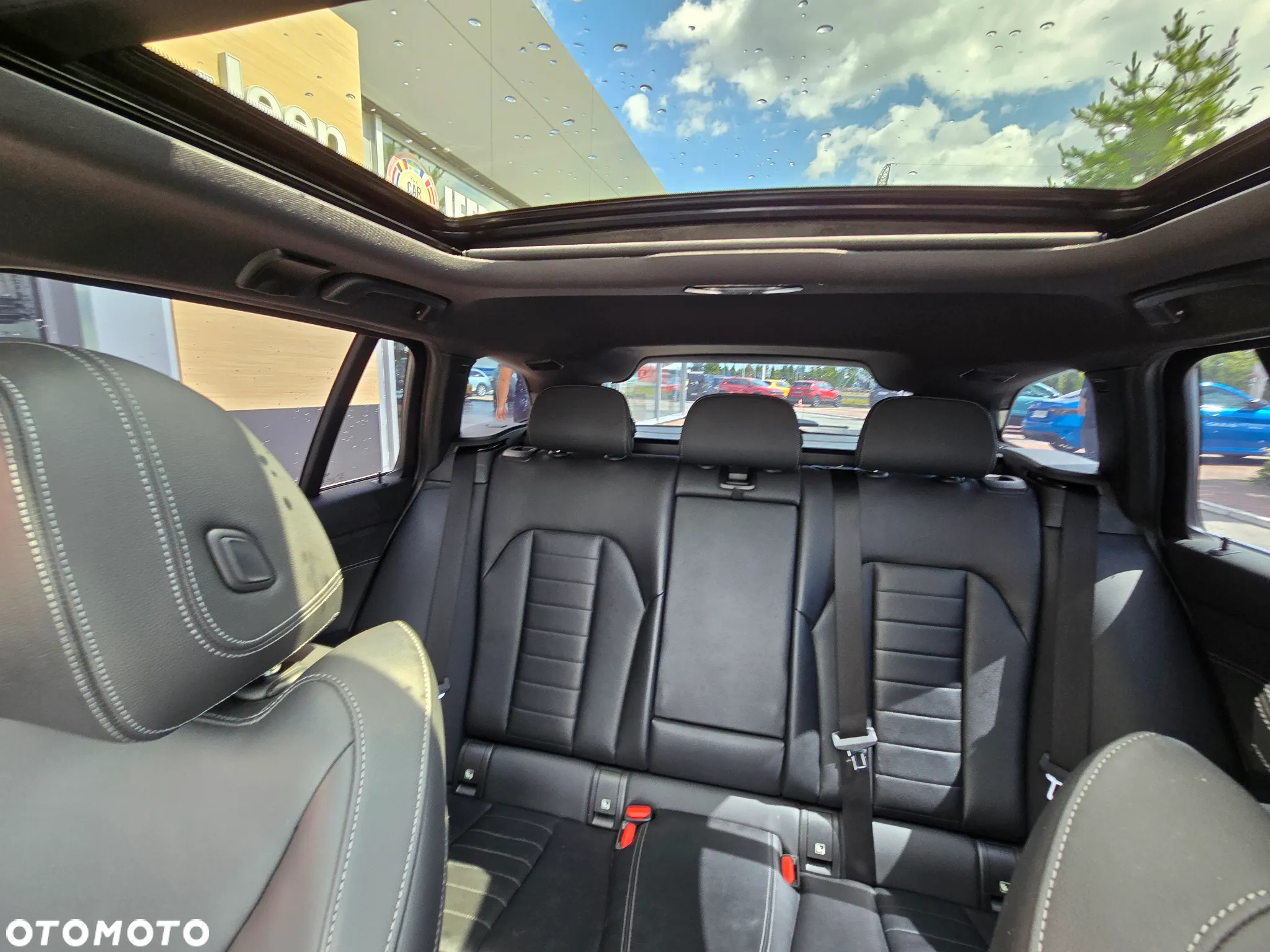 BMW Seria 3 318d Luxury Line - 31