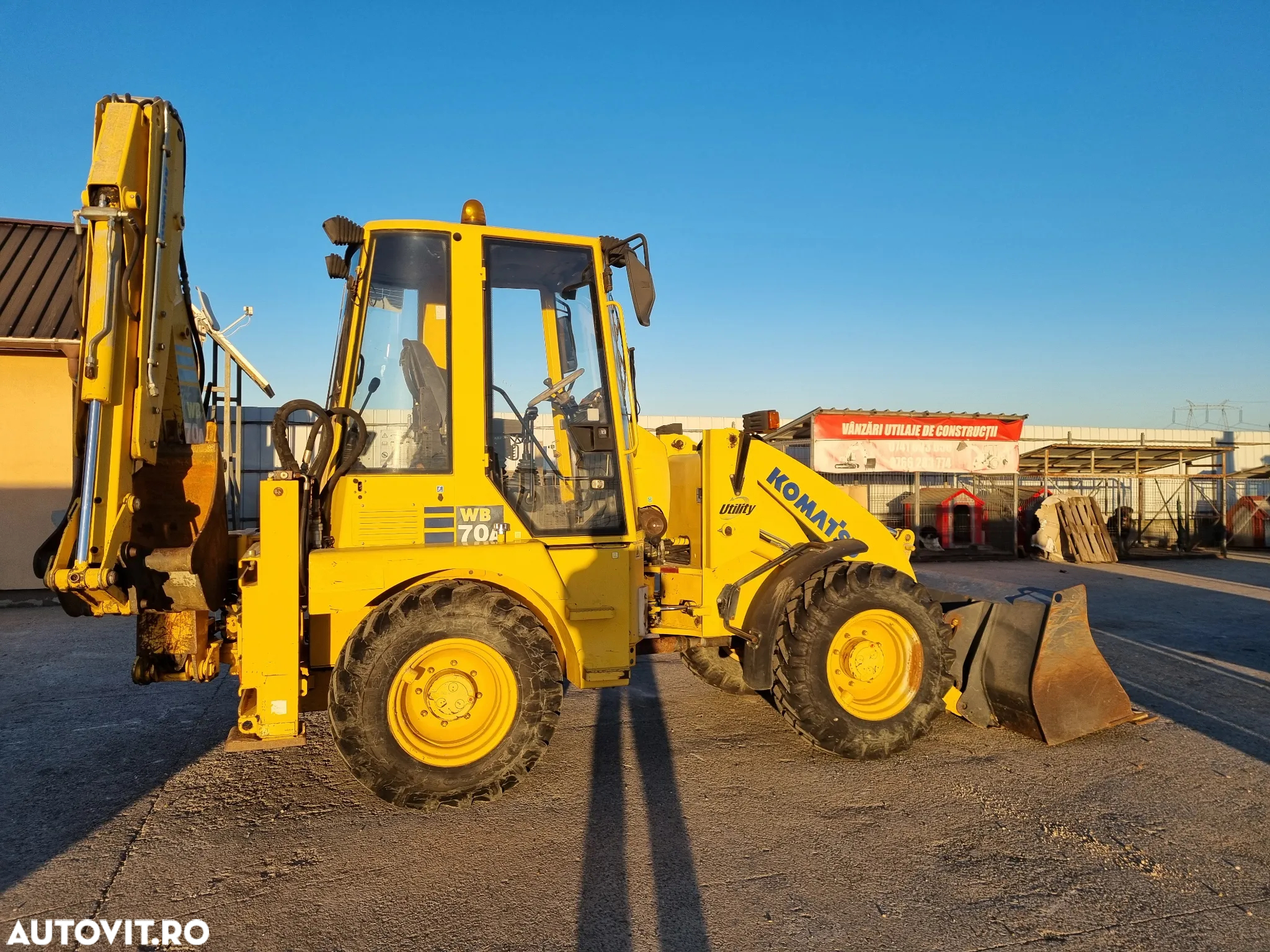 Komatsu WB70 A2 - 3