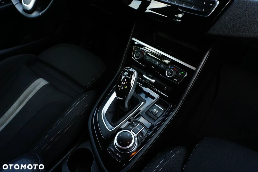 BMW Seria 2 218i GT Advantage - 27