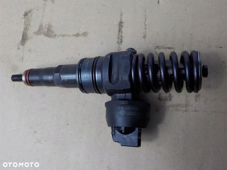 VOLKSWAGEN GOLF IV POMPOWTRYSKIWACZ 038130073AG - 1