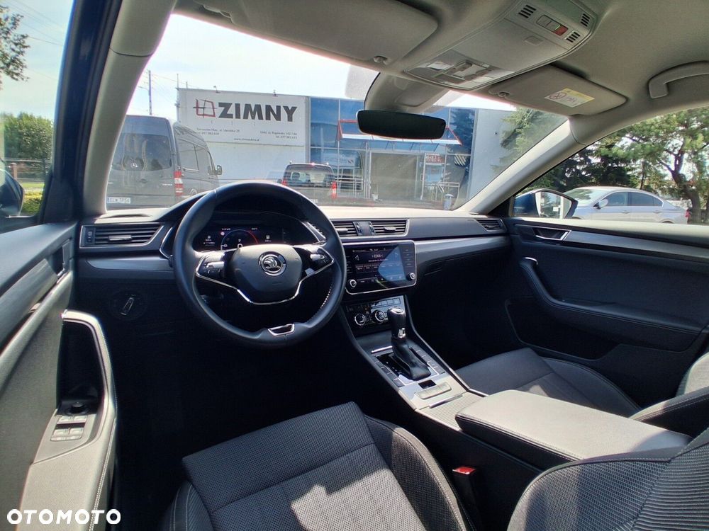 Skoda Superb 2.0 TDI SCR Style DSG - 17
