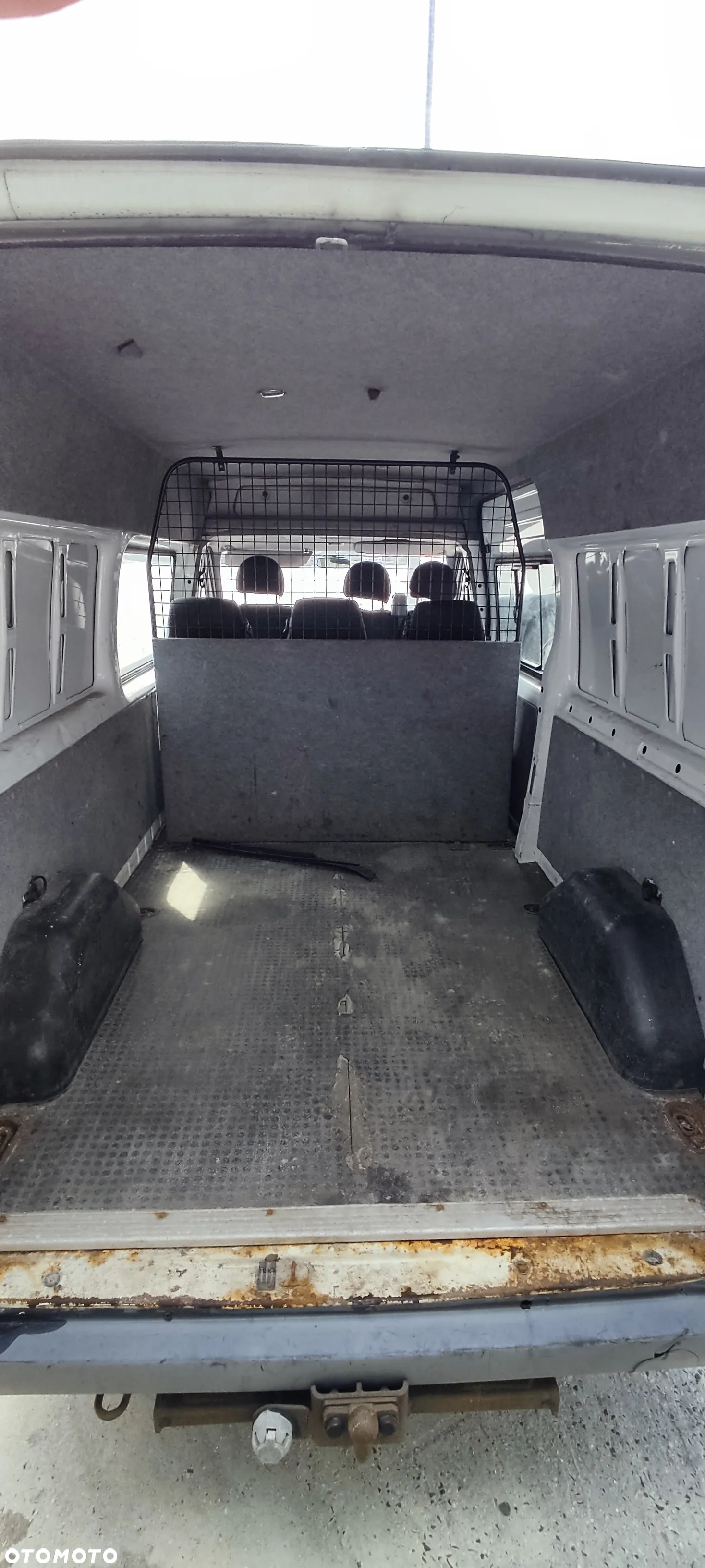Ford Transit - 9