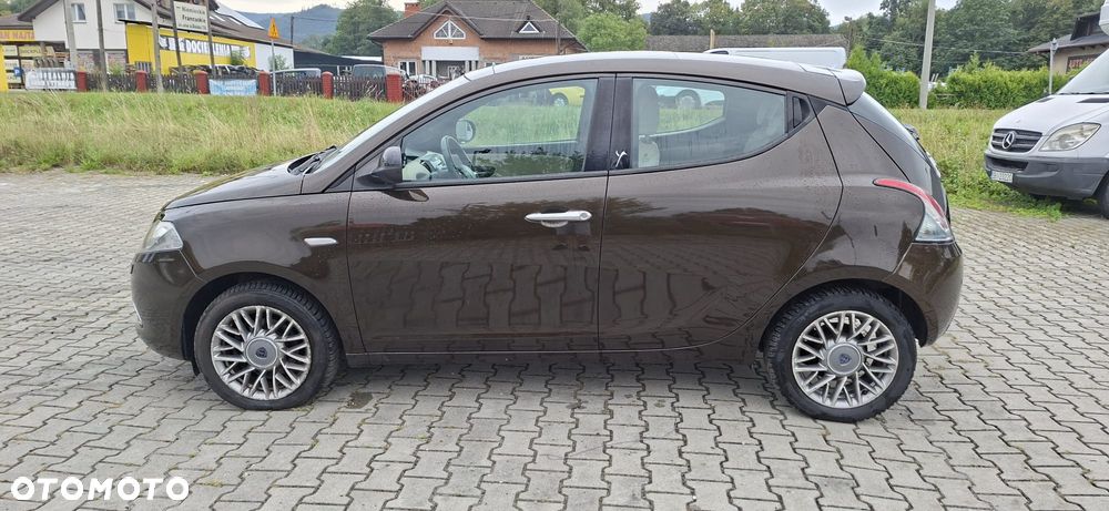 Lancia Ypsilon Y 0.9 TwinAir Turbo 8V Automatik Platinum - 5