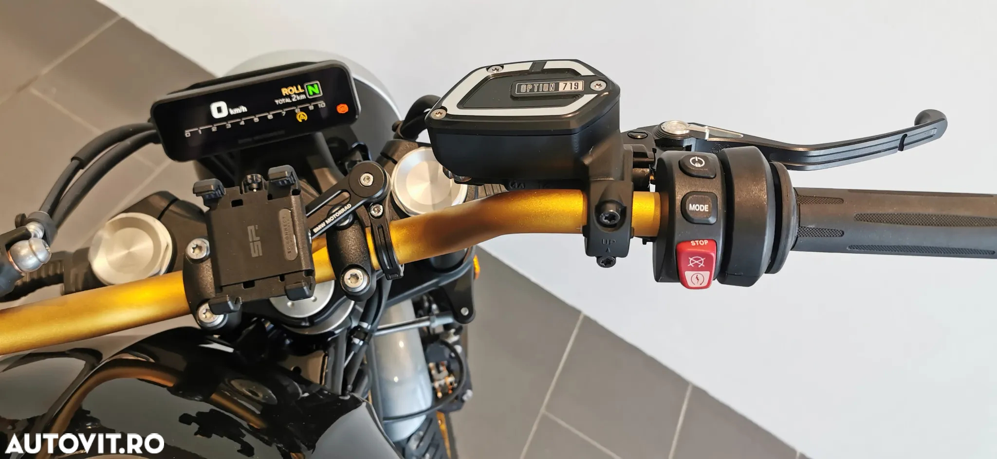 BMW R12 nineT - 10