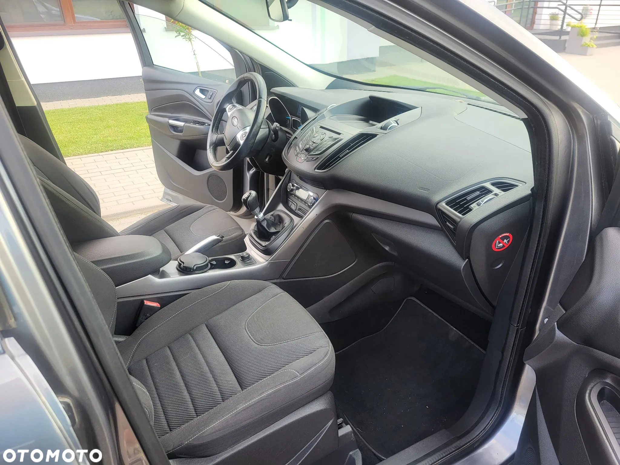 Ford Kuga 2.0 TDCi FWD Titanium - 9