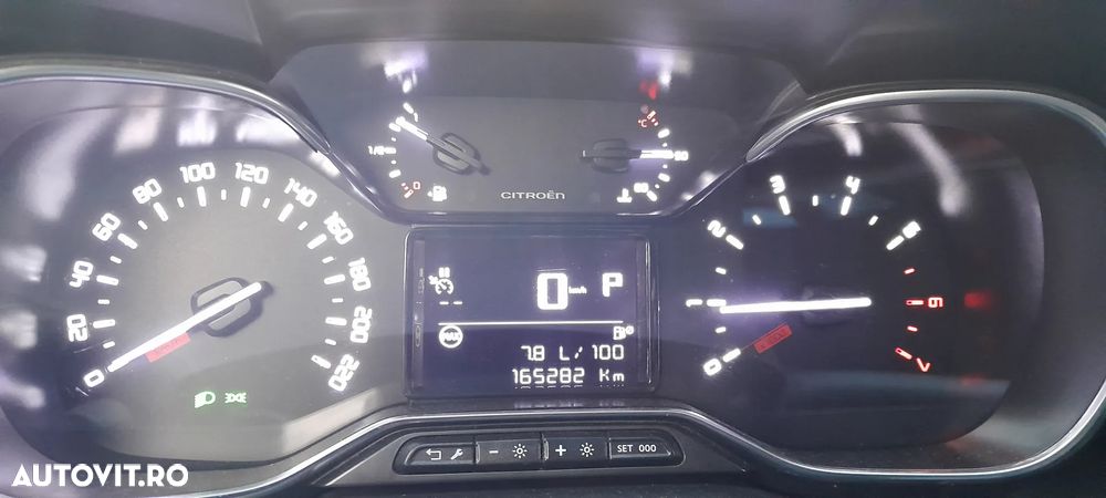 Citroën C3 AIRCROSS 1.2 PureTech S&S EAT6 Shine - 30