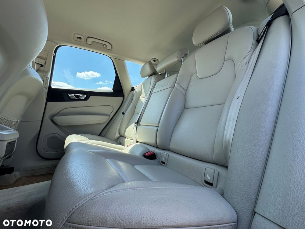 Volvo XC 60 D4 AWD Geartronic Inscription - 20
