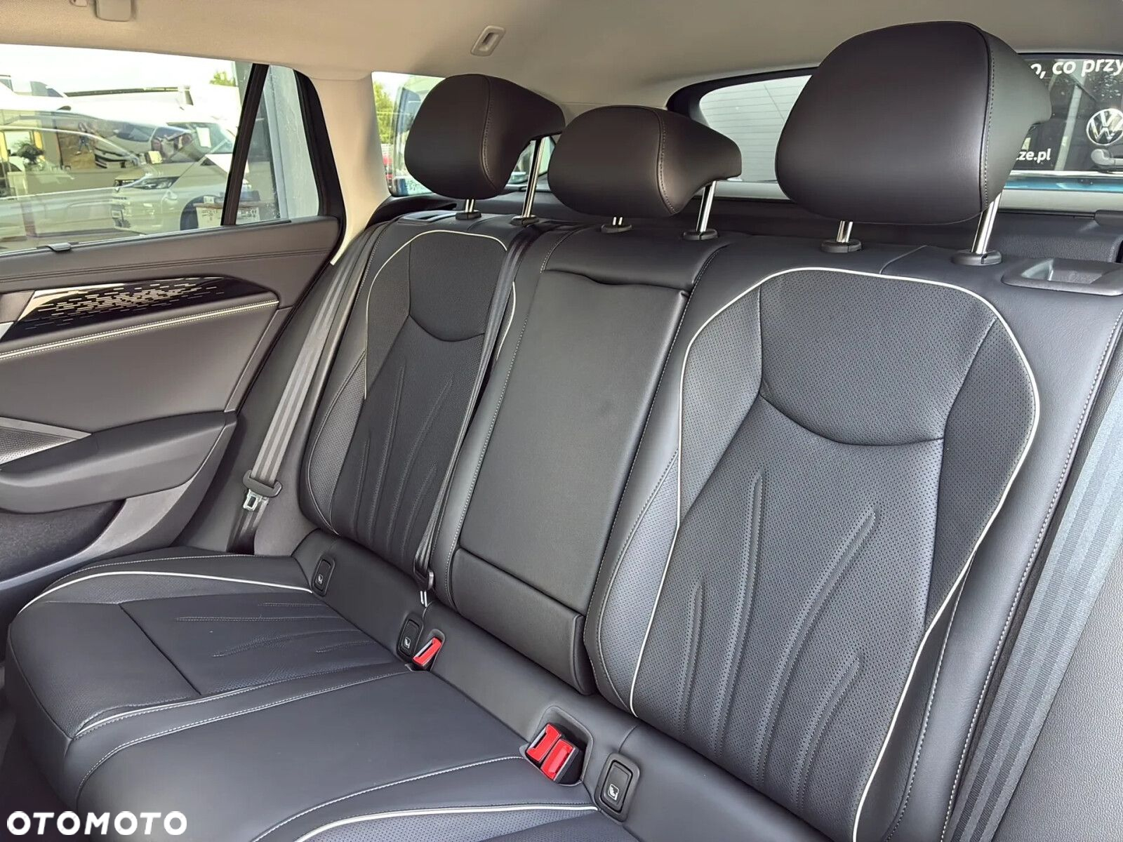 Volkswagen Passat - 7