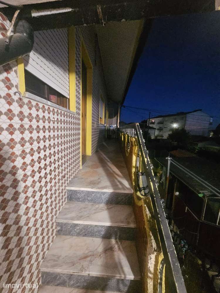 Apartamento T2 com varanda em Baguim do Monte - Grande imagem: 5/6
