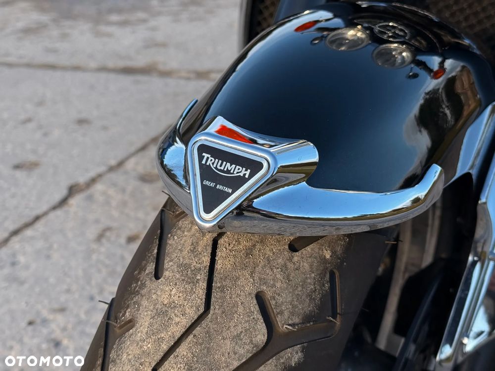 Triumph Rocket - 8