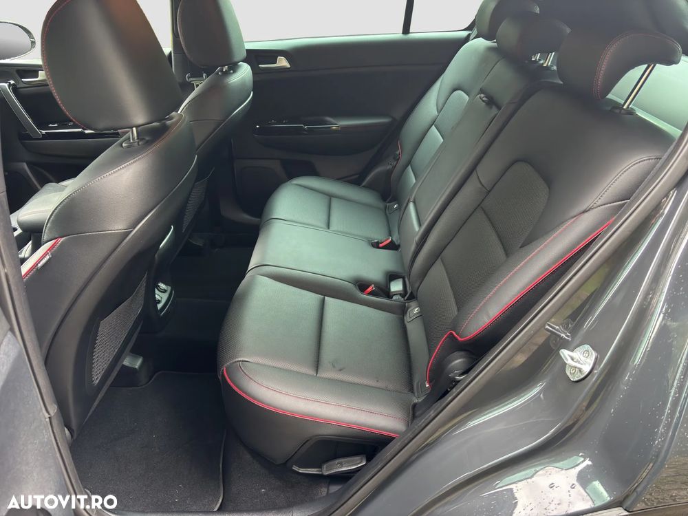 Kia Sportage 2,0 CRDI AWD Aut. GT Line - 7