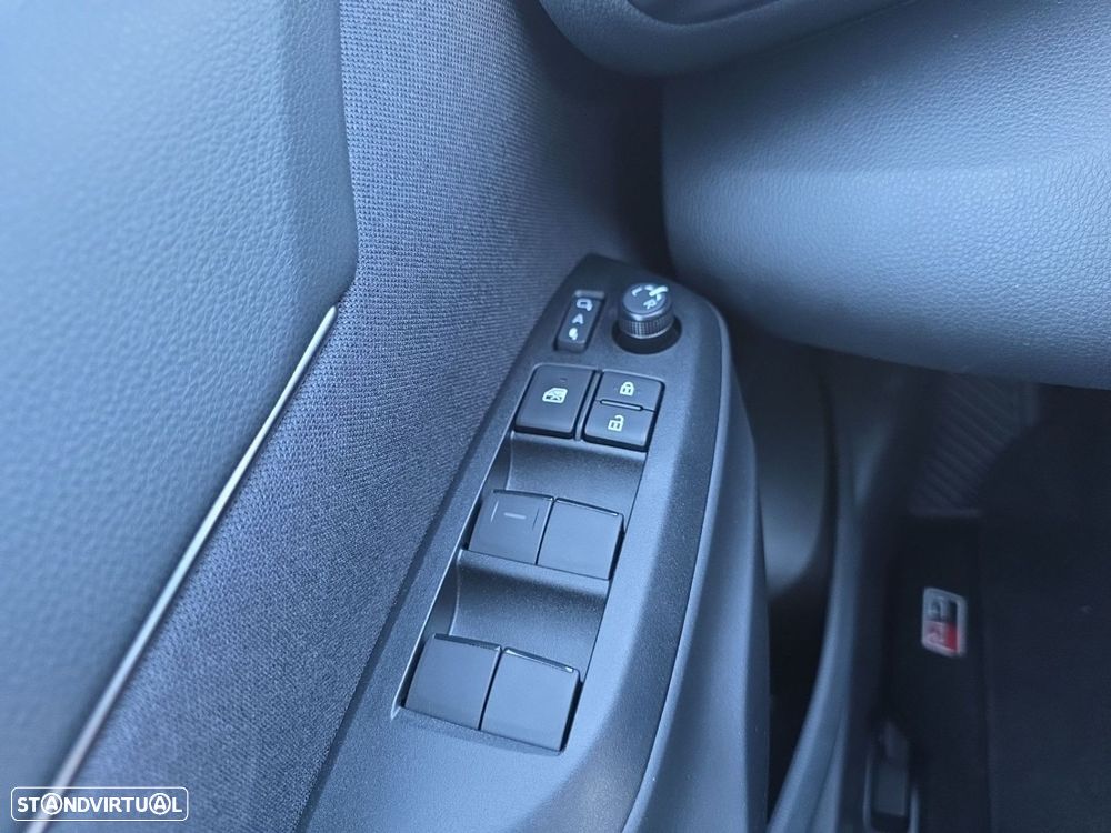 Toyota Yaris Cross 1.5 Hybrid GR Sport - 21