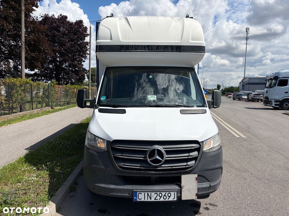 Mercedes-Benz Sprinter 907.235 - 6