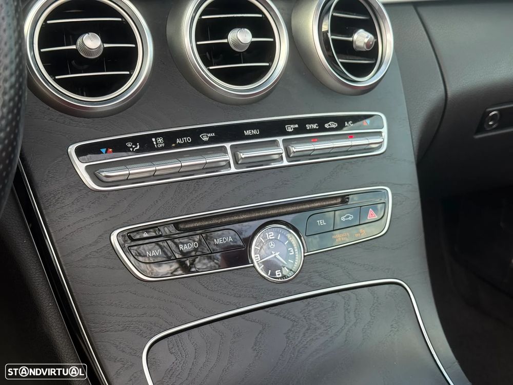 Mercedes-Benz C 220 d Cabrio 9G-Tronic AMG Line - 19