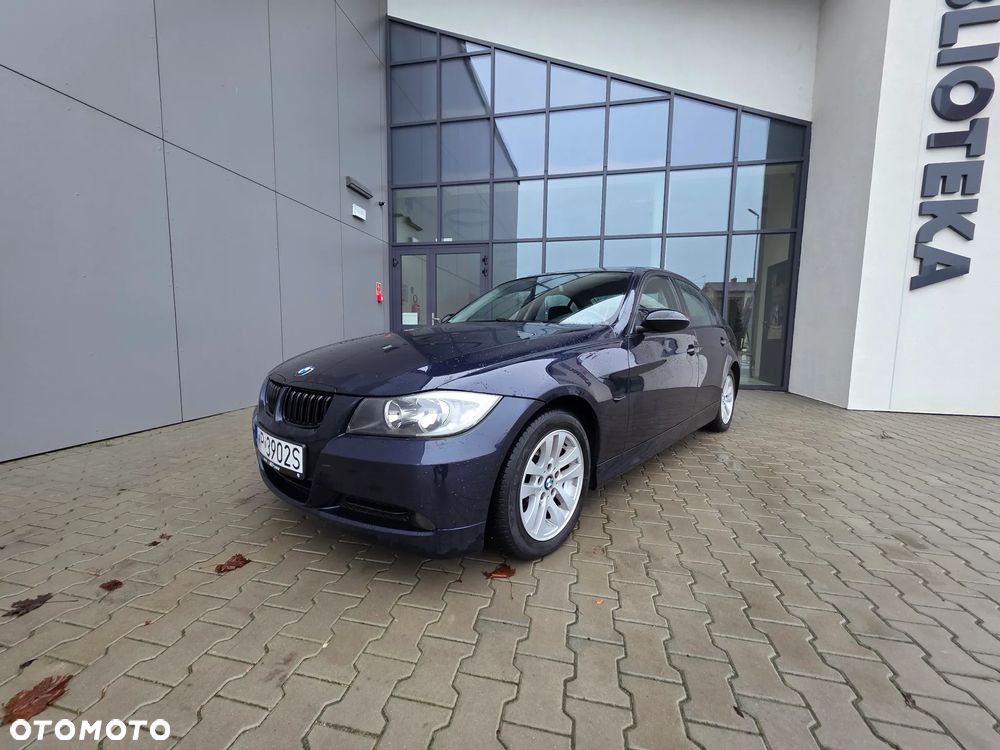 BMW Seria 3 318i - 10