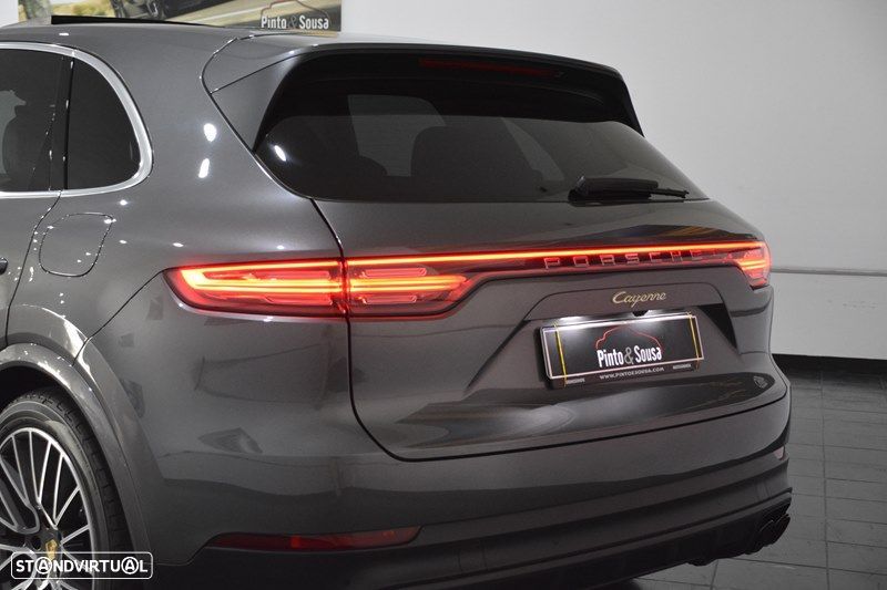 Porsche Cayenne E-Hybrid - 11