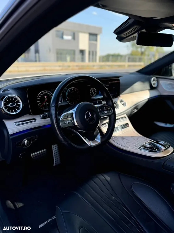 Mercedes-Benz CLS 350 9G-TRONIC AMG Line - 12