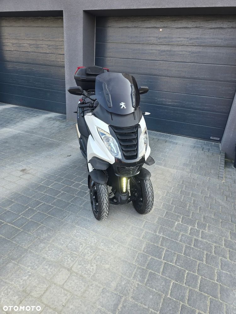 Peugeot Metropolis - 3
