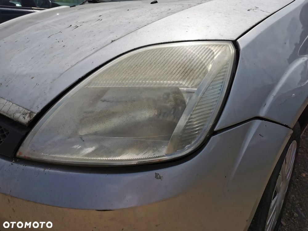 Lampa przód, tył Ford Fiesta MK6 2002r 5d - 2
