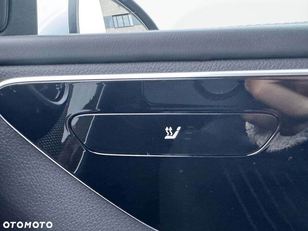 Mercedes-Benz Klasa C - 24